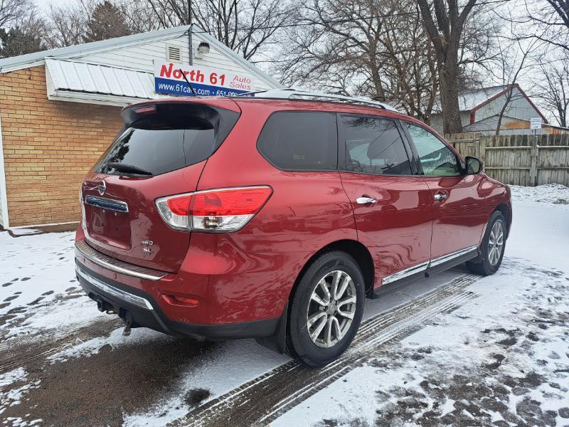 Nissan Pathfinder SV 4WD 2015