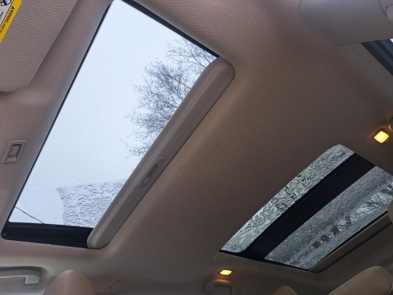 Nissan Pathfinder SV 4WD 2015