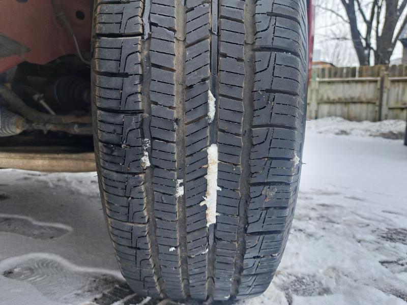 Nissan Pathfinder SV 4WD 2015