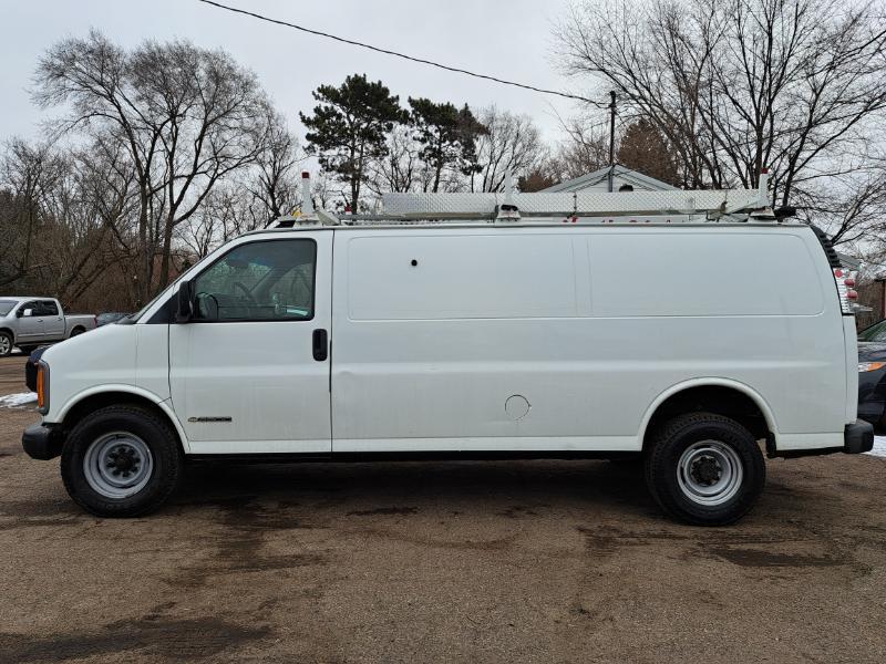 Chevrolet Express 3500 Extended Cargo 2000