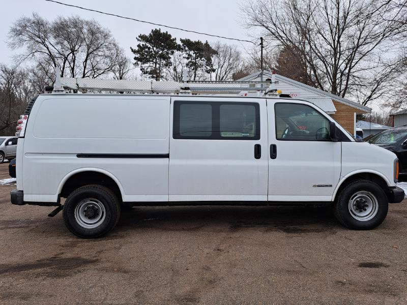 Chevrolet Express 3500 Extended Cargo 2000