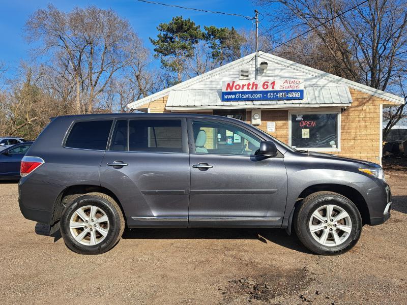 Toyota Highlander Base 4WD 2012