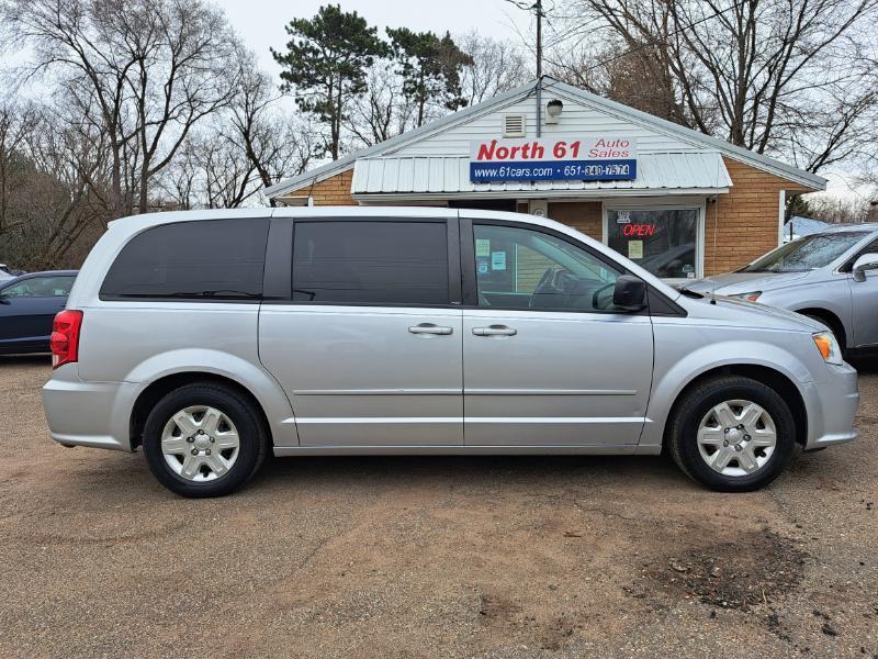 Dodge Grand Caravan SE 2012