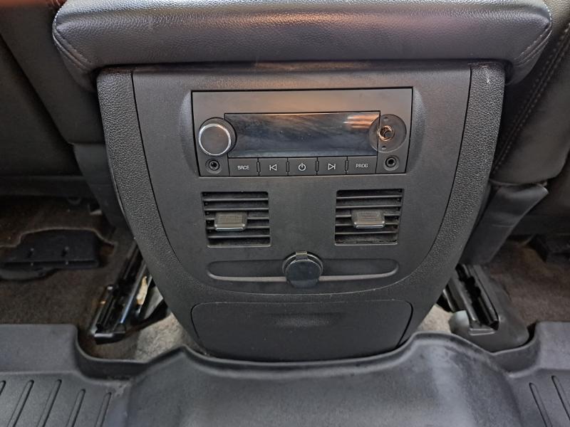 Chevrolet Avalanche LT 4WD 2011
