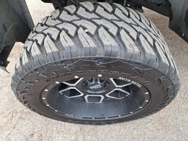 Chevrolet Avalanche LT 4WD 2011