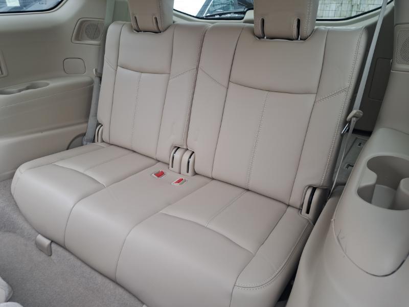 Nissan Pathfinder SV 4WD 2015
