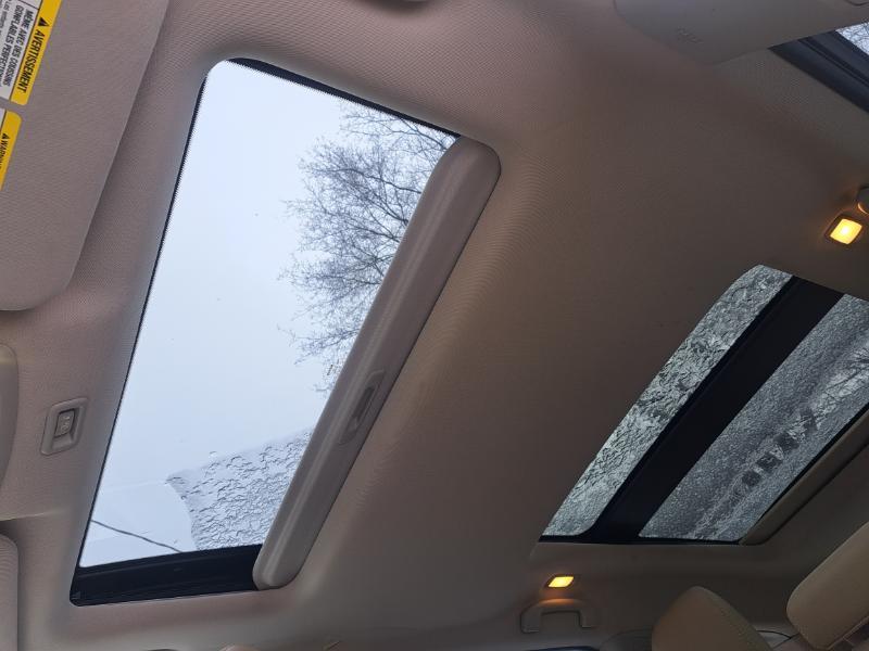 Nissan Pathfinder SV 4WD 2015