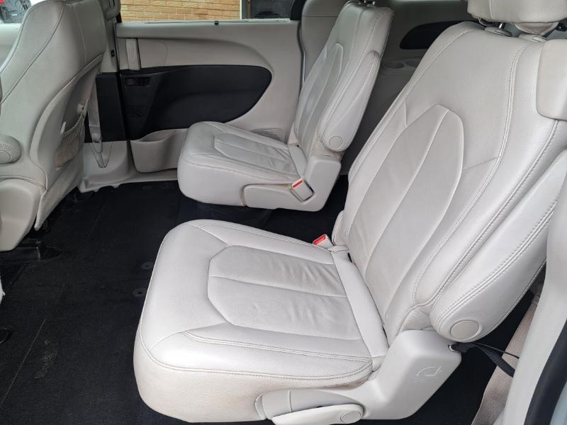 Chrysler Pacifica Touring-L 2017