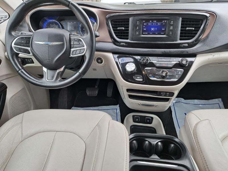 Chrysler Pacifica Touring-L 2017