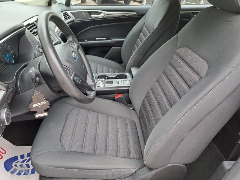 Ford Fusion SE 2017
