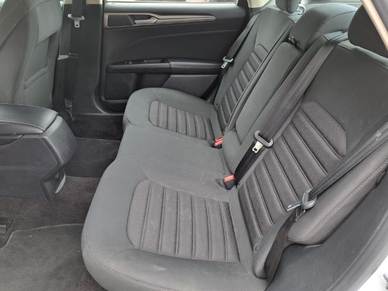 Ford Fusion SE 2017