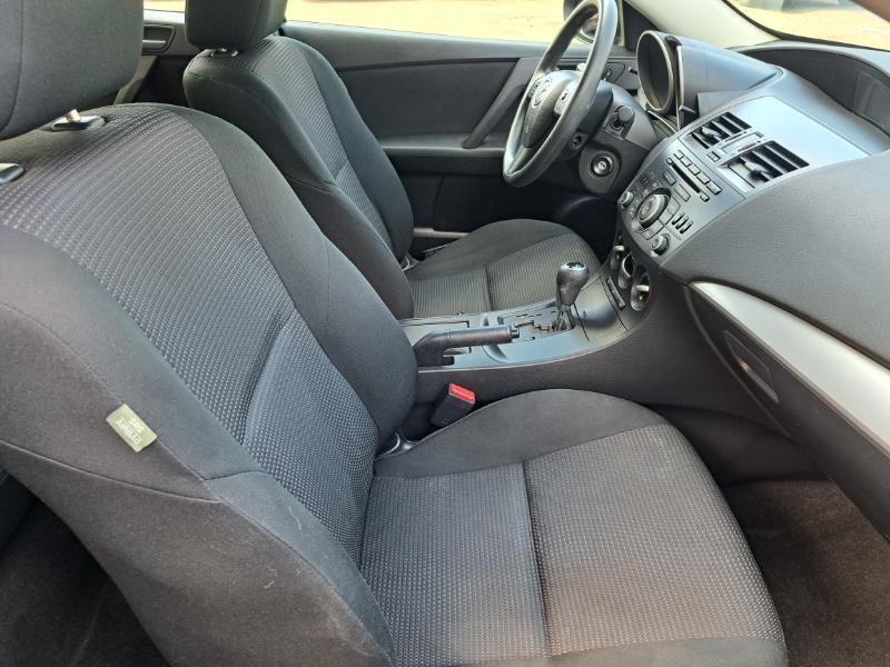 Mazda MAZDA3 i Sport 4-Door 2013
