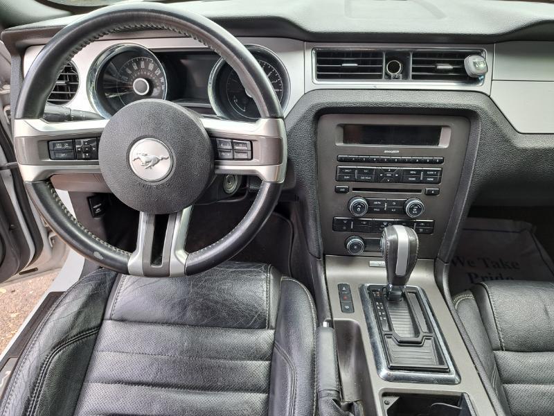 Ford Mustang V6 Coupe 2014