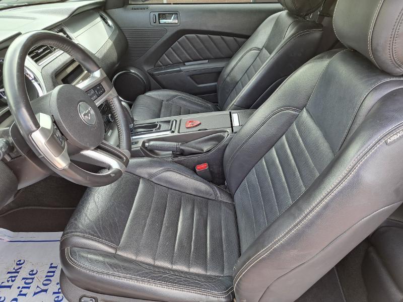 Ford Mustang V6 Coupe 2014
