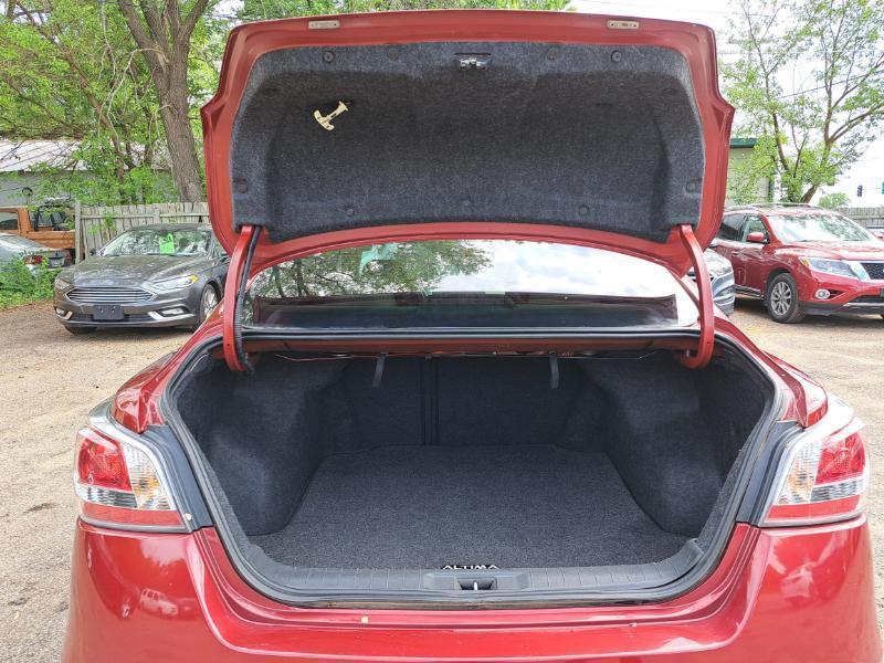 Nissan Altima 2.5 SV 2015