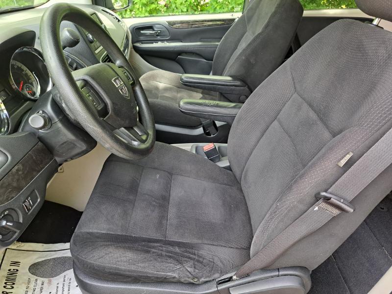Dodge Grand Caravan SE 2015