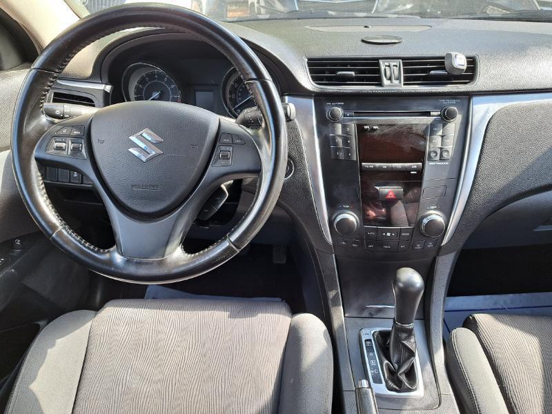 Suzuki Kizashi SE AWD 2012