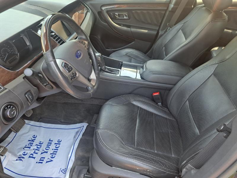 Ford Taurus Limited AWD 2015