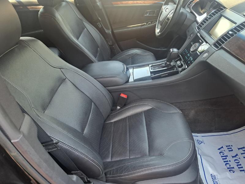 Ford Taurus Limited AWD 2015