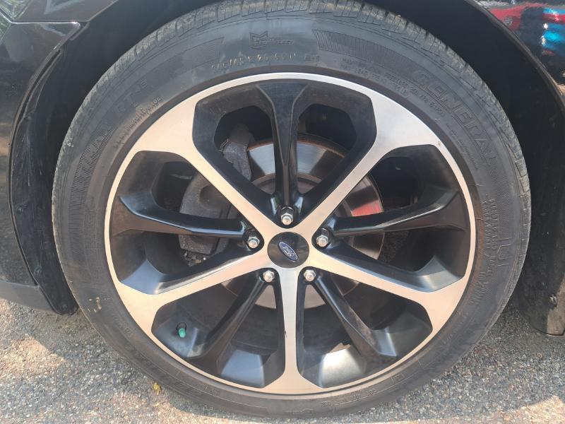 Ford Taurus Limited AWD 2015