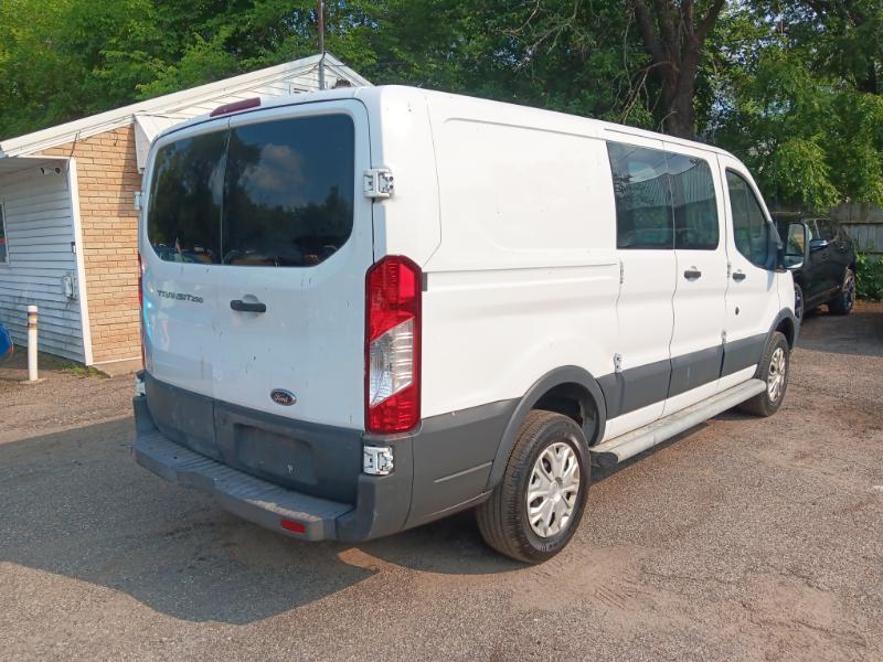 Ford Transit 250 Van Low Roof 60/40 Pass.130-in. WB 2016