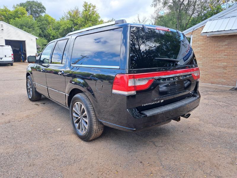 Lincoln Navigator L 4WD 2015