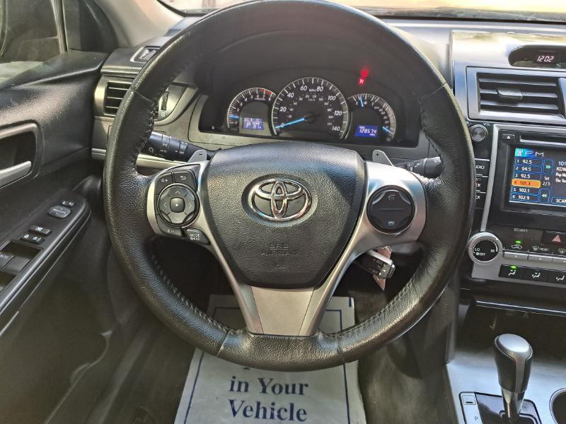 Toyota Camry L 2012