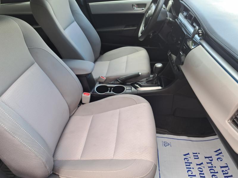 Toyota Corolla LE 2015