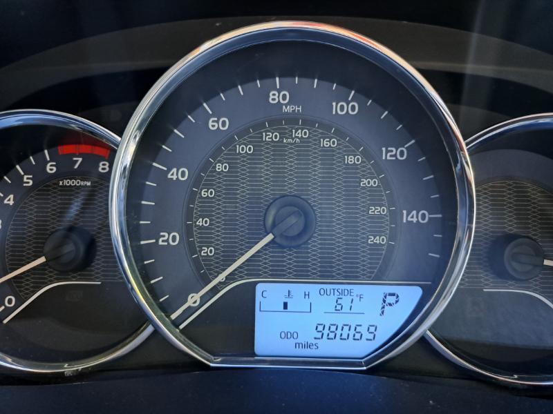 Toyota Corolla LE 2015