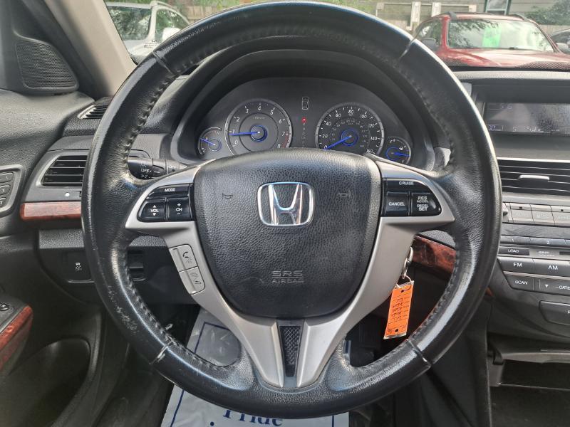 Honda Accord Crosstour EX-L 4WD 5-Spd AT w/Nav 2011