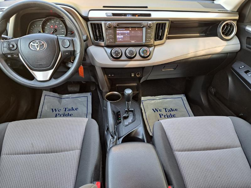 Toyota RAV4 LE AWD 2015