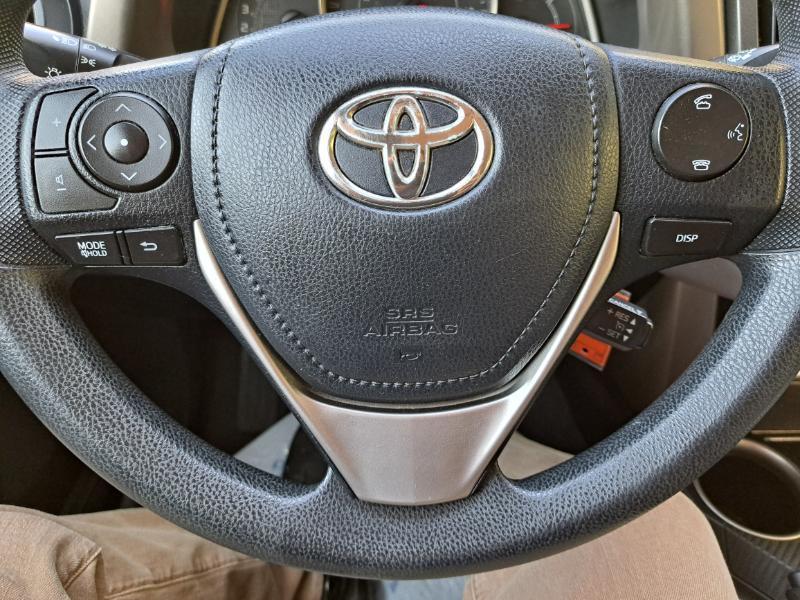 Toyota RAV4 LE AWD 2015