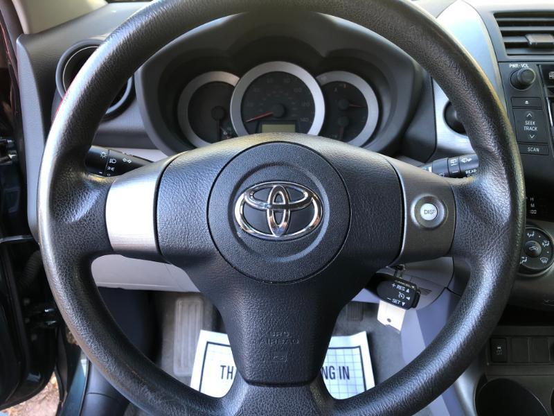 Toyota RAV4 Base I4 4WD with 3rd Row 2011