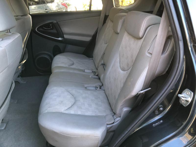Toyota RAV4 Base I4 4WD with 3rd Row 2011