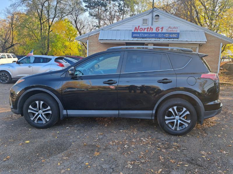 Toyota RAV4 LE AWD 2018