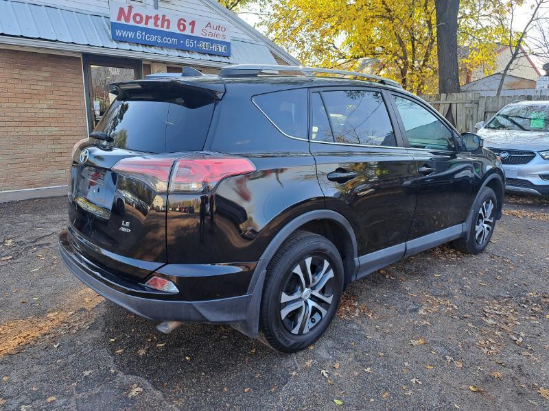 Toyota RAV4 LE AWD 2018