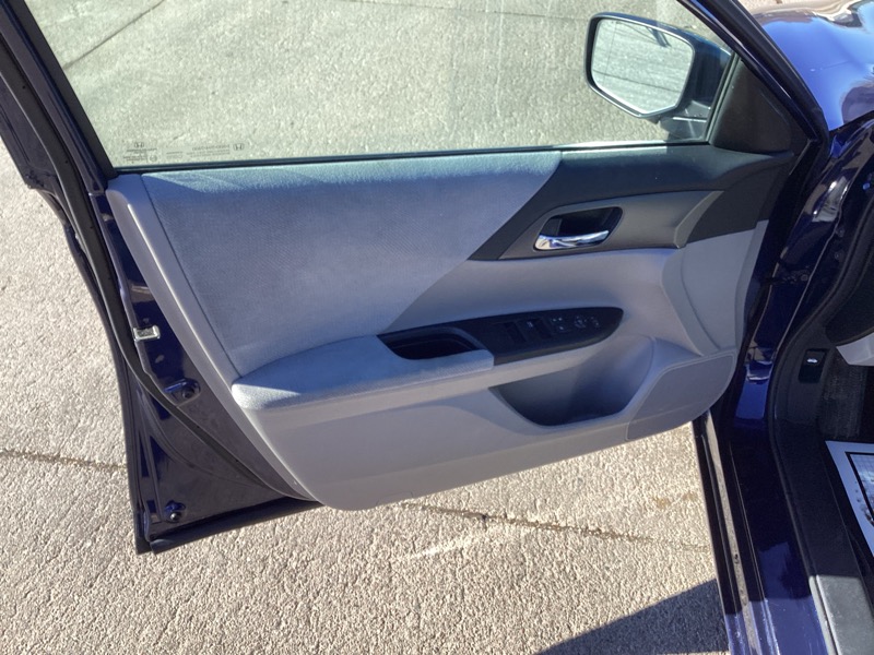 Honda Accord LX Sedan CVT 2013