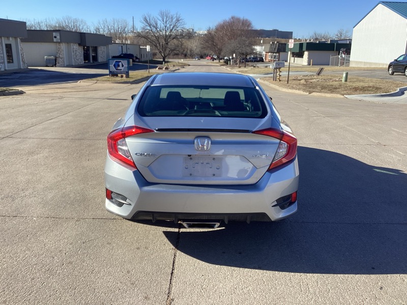 Honda Civic Sport 2020