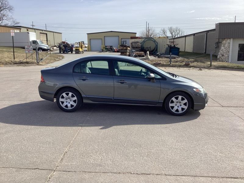 Honda Civic LX 2011
