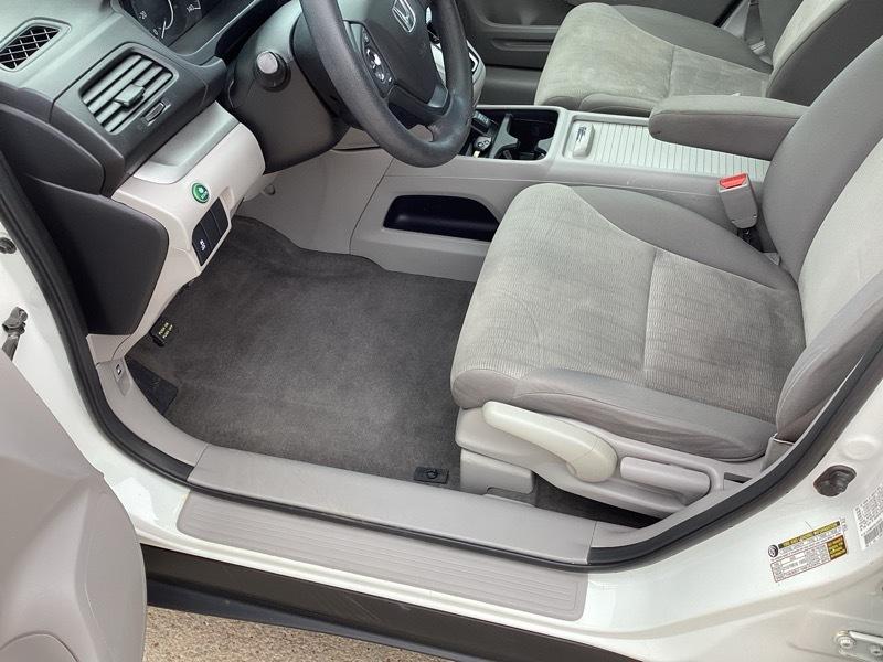 Honda CR-V LX 4WD 5-Speed AT 2013