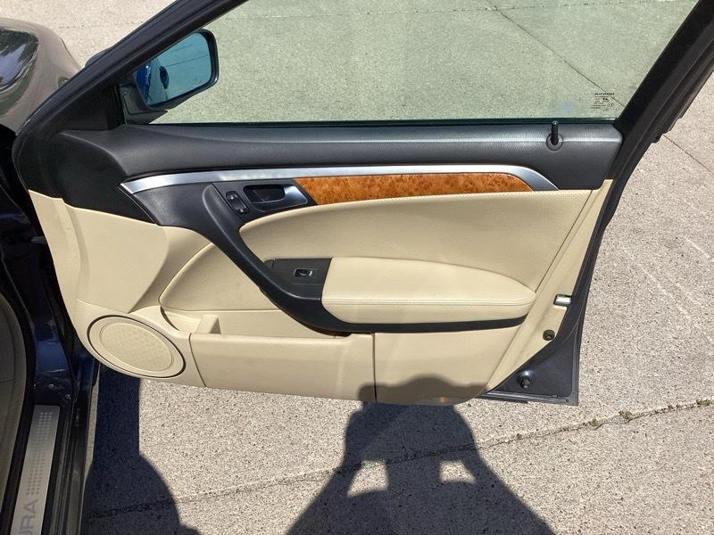 Acura TL 5-Speed AT 2006