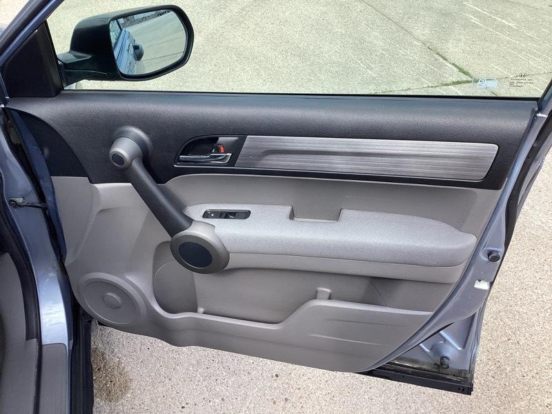 Honda CR-V LX 2010