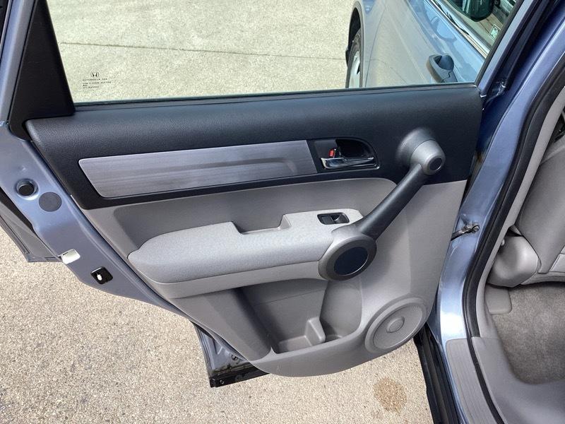 Honda CR-V LX 2010