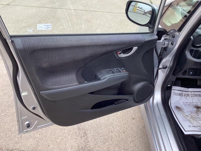Honda Fit Sport 5-Speed AT 2013