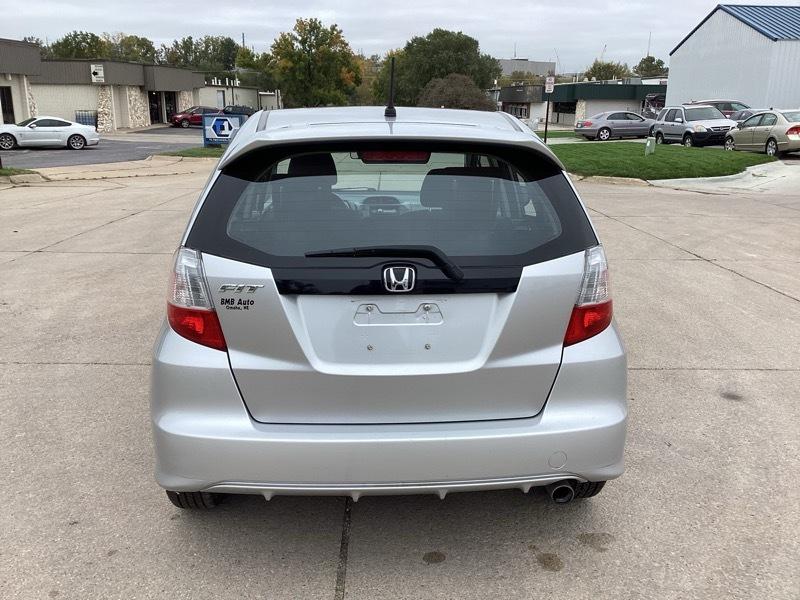 Honda Fit Sport 5-Speed AT 2013