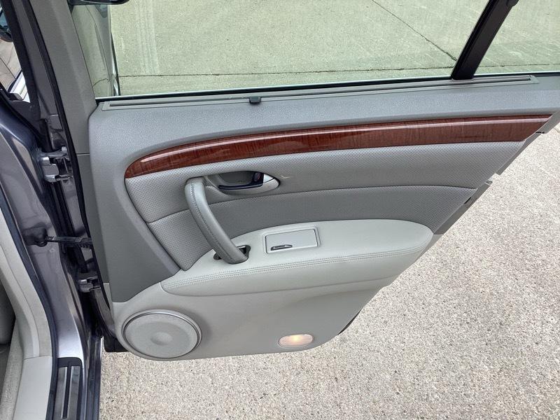 Acura RL SH AWD with Navigation System 2006
