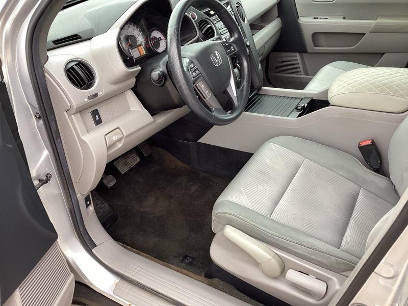 Honda Pilot LX 4WD 5-Spd AT 2013