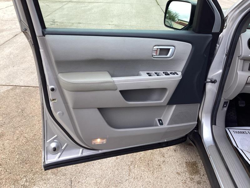 Honda Pilot LX 4WD 5-Spd AT 2013