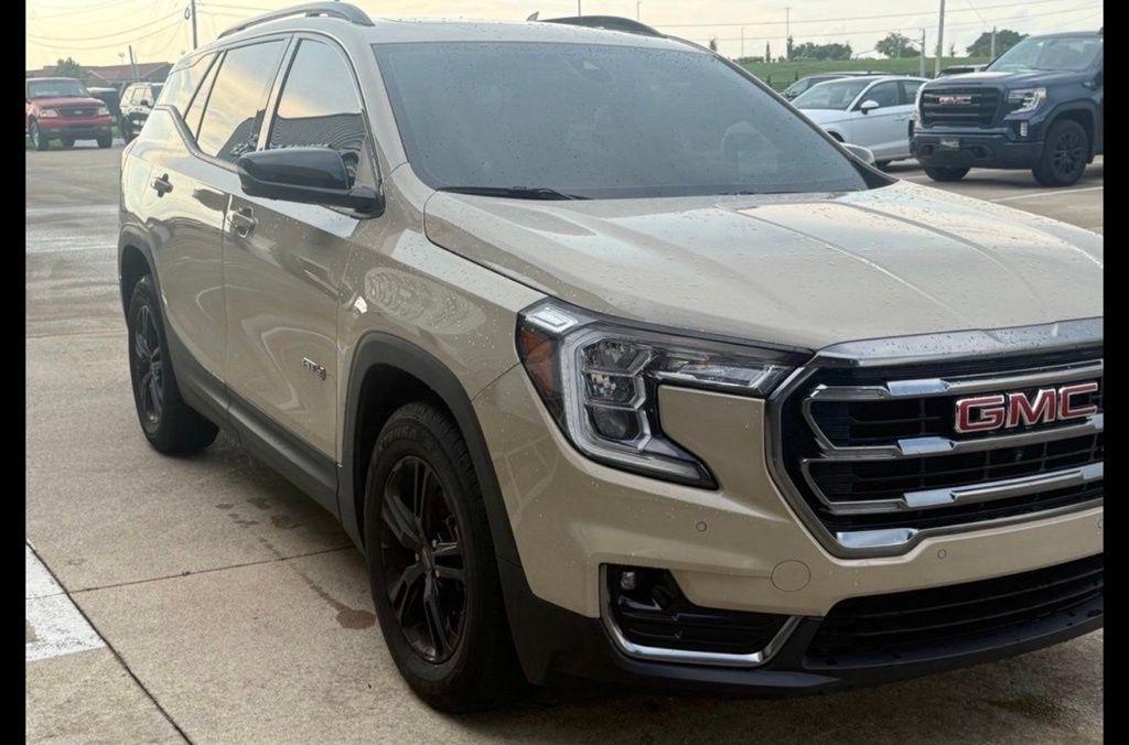GMC Terrain  2022