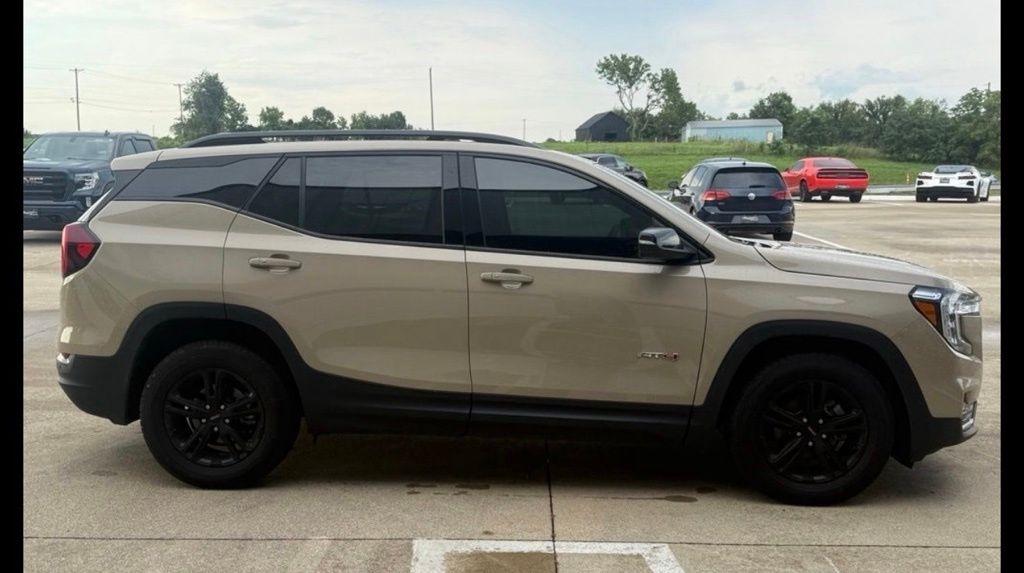 GMC Terrain  2022